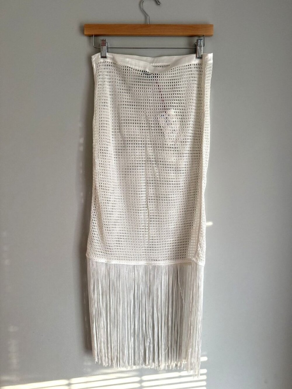 NWT My Beachy Side White Mesh Fringe Mesh Knit Skirt Cover Up Size S [jb]